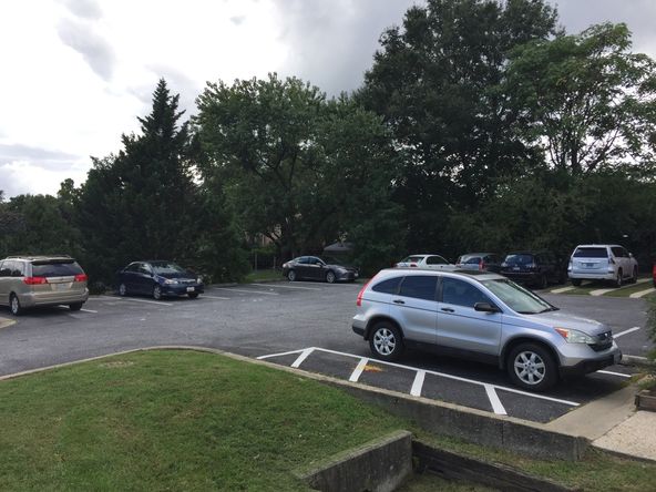 7836 Oakwood Rd, Glen Burnie, MD 21061
